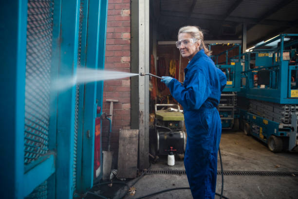 Best Machinery and Equipment Cleaning  in Willow Oak, FL